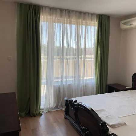 палм корт Apartment Sunny Beach
